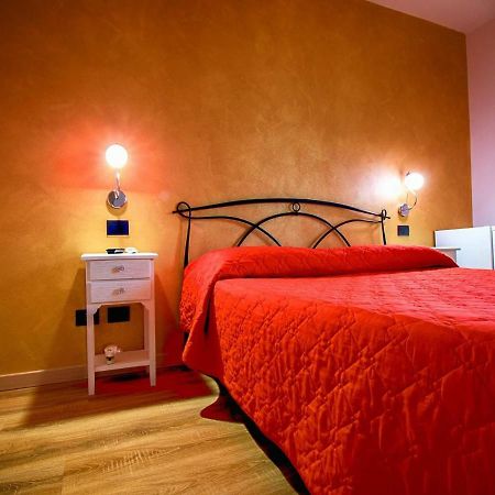 Hotel La Casa Dei Nonni Sul Garda Peschiera del Garda Zewnętrze zdjęcie